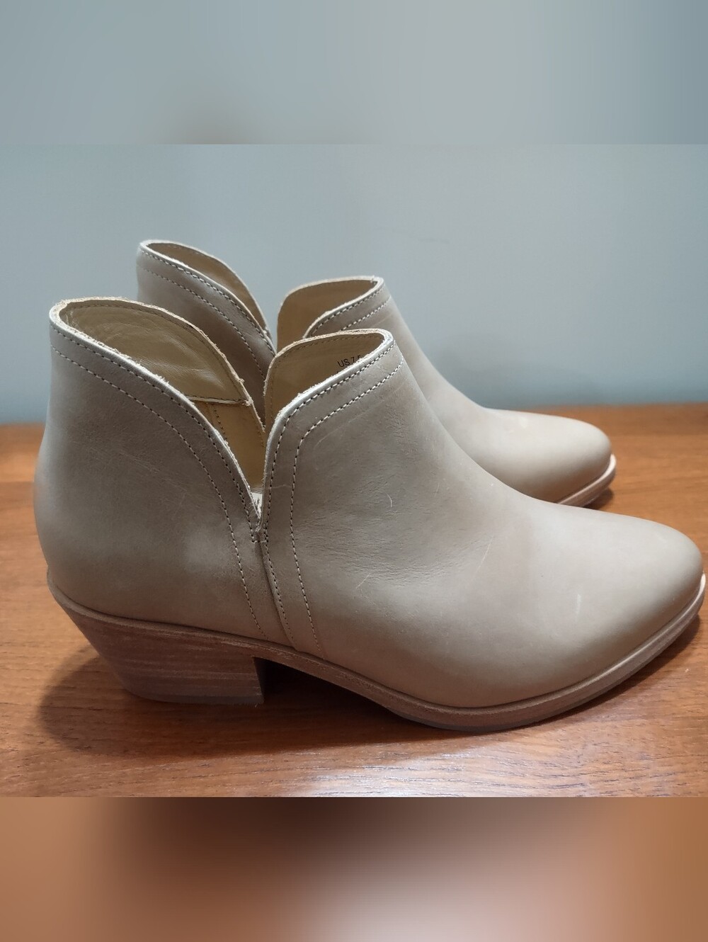 Nisolo Tan Leather Boots